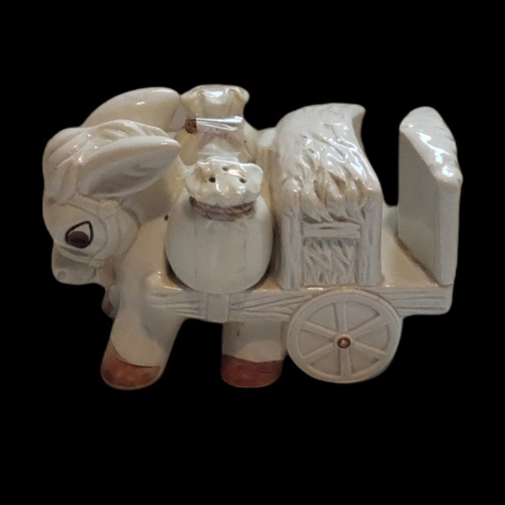 Vintage donkey/ mule salt & pepper set/ napkin